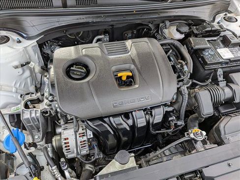 Used 2024 Kia Forte LXS image 21