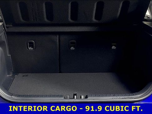 Certified 2026 Hyundai Venue SEL FWD image 35
