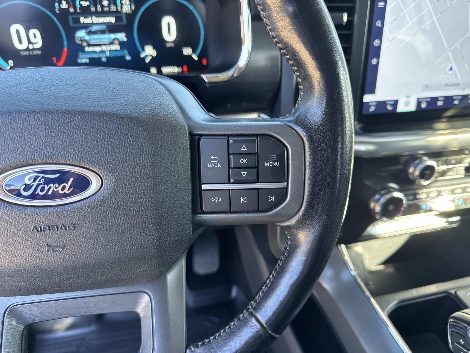 Used 2022 Ford F150 Lariat w/ FX4 Off-Road Package AWD/4WD image 22