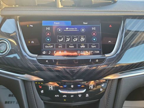 Used 2024 Cadillac XT6 Premium Luxury w/ LPO, Floor Liner Package AWD/4WD image 19