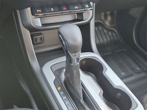 Used 2022 Chevrolet Colorado LT w/ Fleet Safety Package image 17