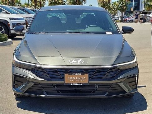New 2025 Hyundai Elantra SEL image 21