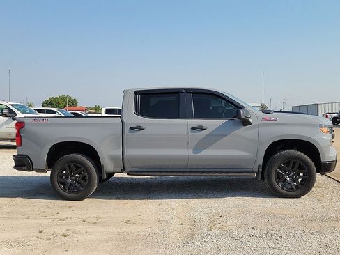 Used 2024 Chevrolet Silverado 1500 Custom Trail Boss AWD/4WD image 5