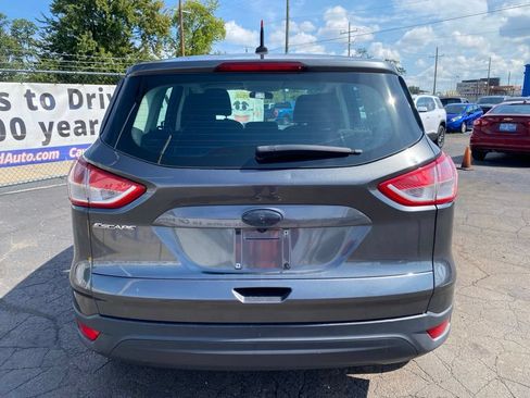 Used 2015 Ford Escape S FWD image 2