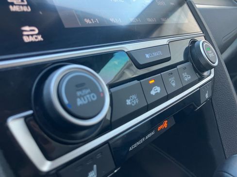 Used 2018 Honda Civic EX-L image 20
