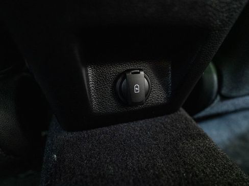 Used 2023 Genesis G70 2.0T w/ Sport Prestige Package AWD/4WD image 37