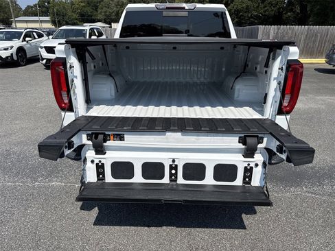 Used 2019 GMC Sierra 1500 SLT w/ SLT Premium Package image 32