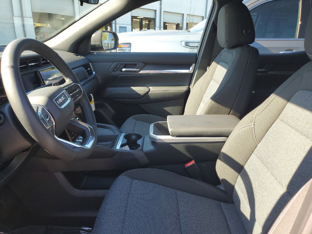 New 2027 GMC Terrain Elevation FWD image 19