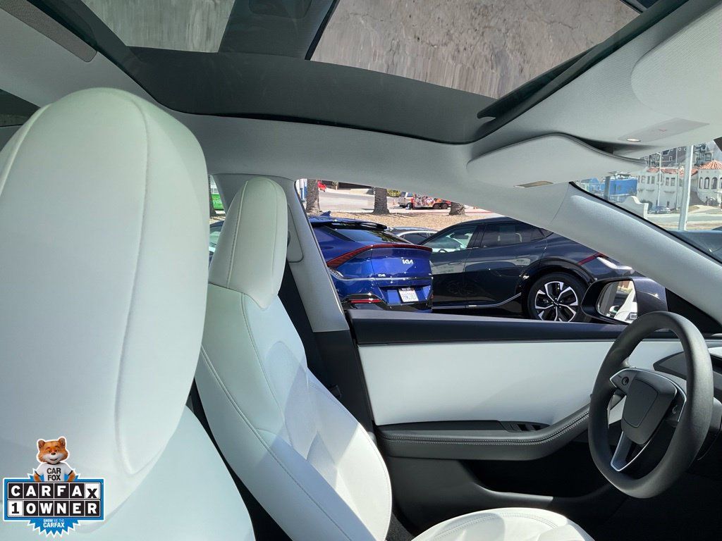 Used 2024 Tesla Model 3 Long Range RWD image 65
