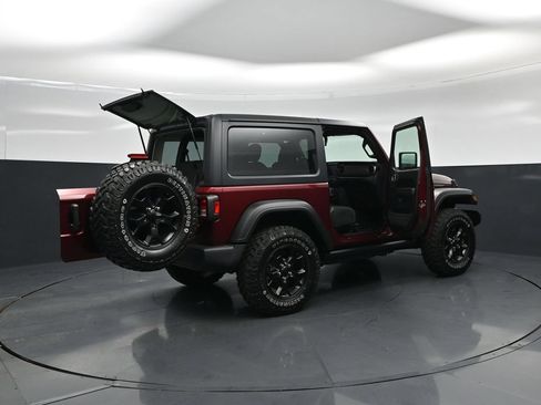 Used 2021 Jeep Wrangler Sport AWD/4WD image 5