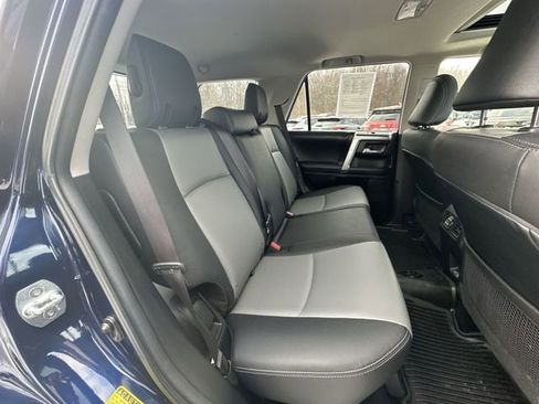 Used 2023 Toyota 4Runner SR5 Premium image 30