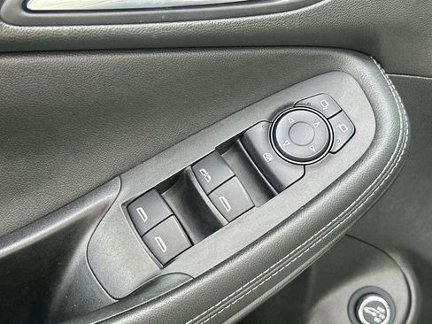 Used 2021 Buick Encore GX Select w/ Advanced Technology Package image 15