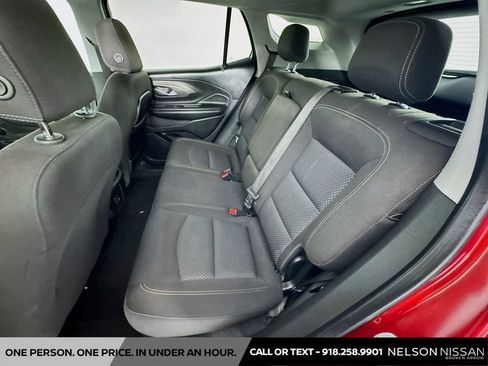 Used 2022 GMC Terrain SLE w/ Driver Convenience Package FWD image 24