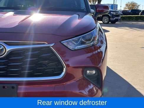 Used 2021 Toyota Highlander Platinum image 4
