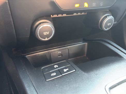 Used 2019 Ford Ranger XL w/ Equipment Group 101A Mid RWD image 33