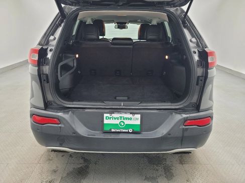 Used 2018 Jeep Cherokee Limited image 29