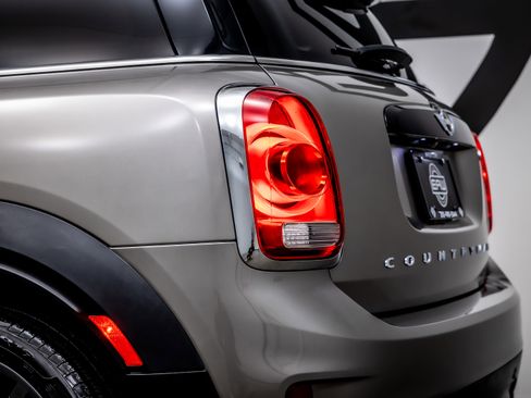 Used 2018 MINI Cooper Countryman S image 12