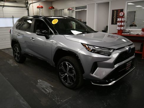 Used 2024 Toyota RAV4 XSE w/ Weather Package image 2