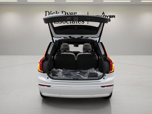 New 2026 Volvo XC90 B5 Plus w/ Protection Package Premier image 30