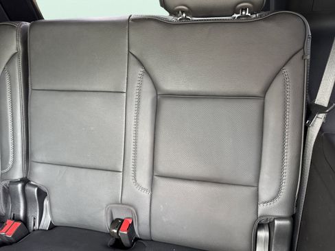 Used 2022 GMC Yukon Denali image 43