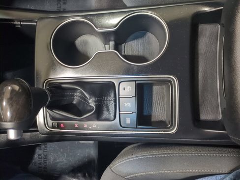 Used 2018 Kia Sorento AWD image 21