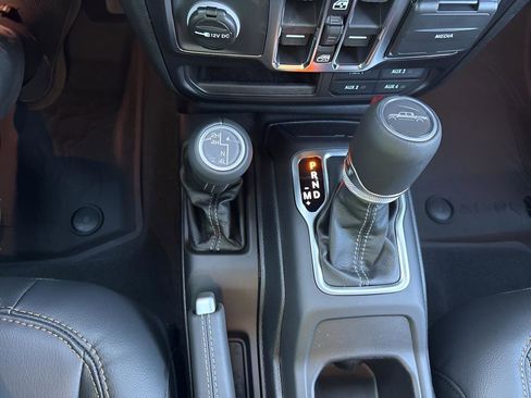 New 2026 Jeep Gladiator Sport AWD/4WD image 28