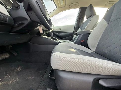 Used 2023 Toyota Corolla LE FWD image 10