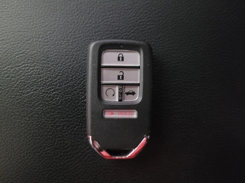 Used 2018 Honda Accord EX-L image 32