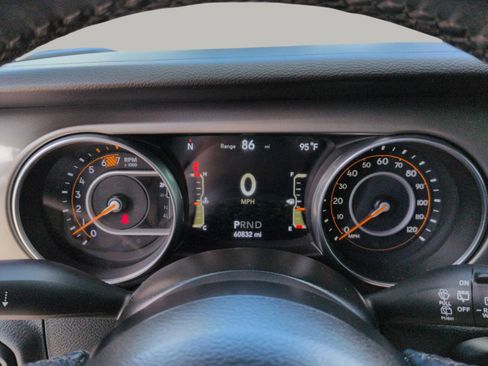 Used 2021 Jeep Wrangler Unlimited Sport AWD/4WD image 29