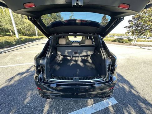 Used 2023 Porsche Cayenne GTS image 28