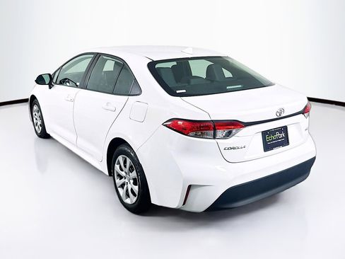 Used 2024 Toyota Corolla LE FWD image 5