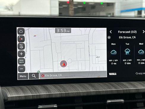 Used 2023 Kia Telluride EX w/ EX Captain's Chair Package image 21