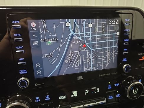 Used 2020 Toyota Highlander Limited AWD/4WD image 28