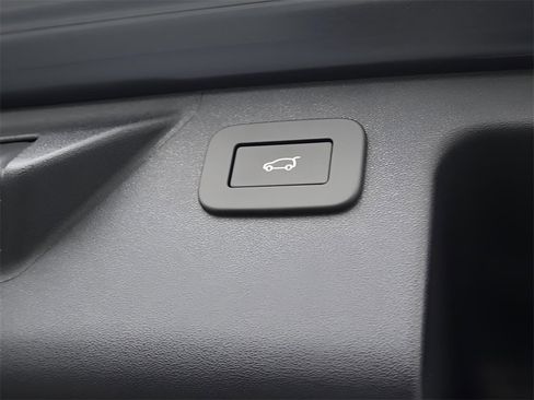 New 2025 Land Rover Discovery Sport Dynamic SE image 37