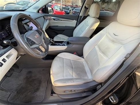 Used 2022 Cadillac XT5 Premium Luxury image 25