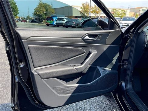 Used 2019 Volkswagen Jetta SEL FWD image 26