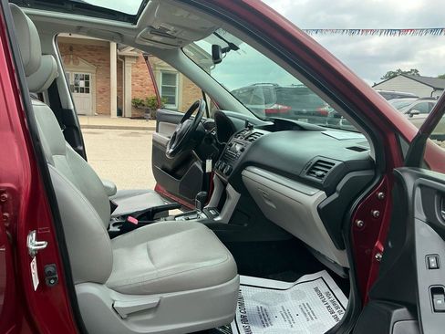 Used 2014 Subaru Forester 2.5i Limited AWD/4WD image 20