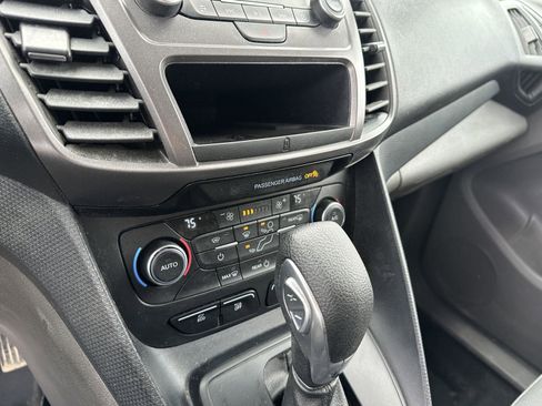 Used 2020 Ford Transit Connect XL FWD image 30