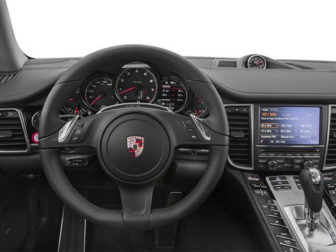 Used 2014 Porsche Panamera 4 w/ Bose Audio Package AWD/4WD image 6