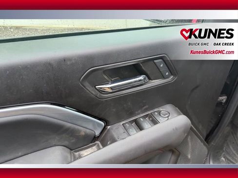 Used 2023 Chevrolet Colorado Z71 w/ Z71 Convenience Package 2 AWD/4WD image 8