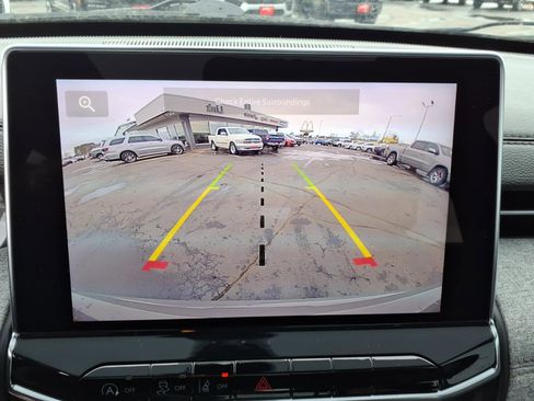 Used 2023 Jeep Compass Latitude w/ Sun and Sound Group image 19