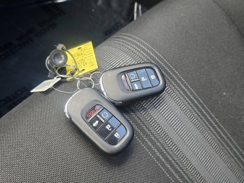 Used 2025 Honda Civic Sport image 19