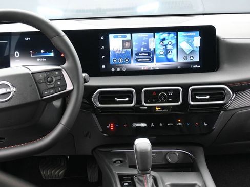 New 2026 Nissan Sentra SR w/ SR Premium Package image 14