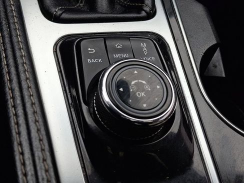 Used 2017 Nissan Maxima Platinum w/ Interior Lighting Package image 26