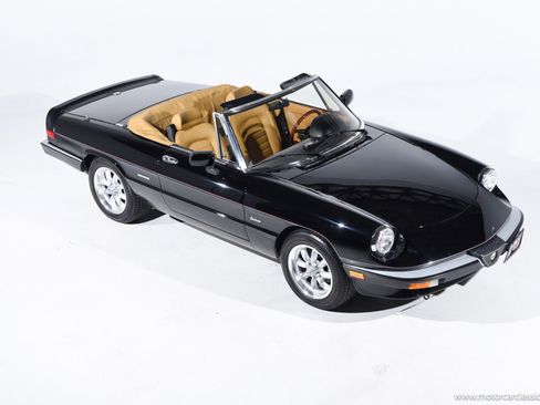 Used 1988 Alfa Romeo Spider Graduate image 13