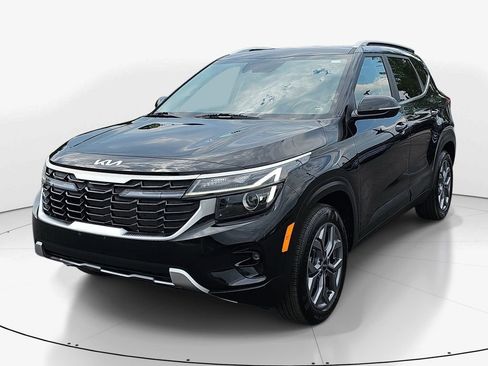 Used 2024 Kia Seltos S FWD image 11