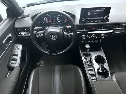 Used 2025 Honda Civic Sport image 14