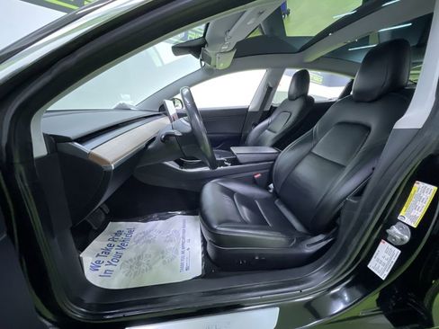 Used 2018 Tesla Model 3 Long Range image 16
