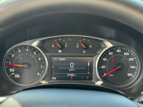 Used 2023 GMC Terrain SLE w/ Driver Convenience Package image 14