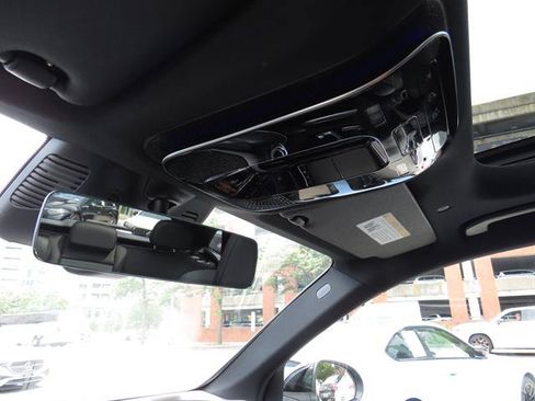 Used 2026 Mercedes-Benz GLC 350e 4MATIC image 18